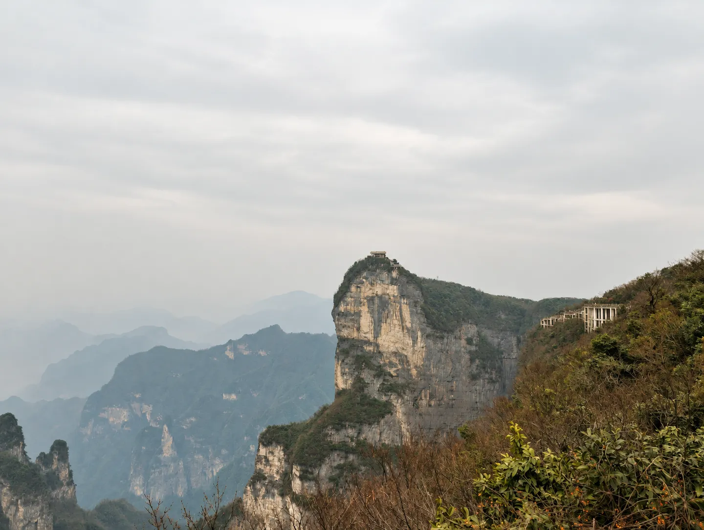 Misty ridges on Tianmen Mountain